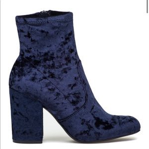 Steve Madden Navy Blue Velvet Ankle Boots